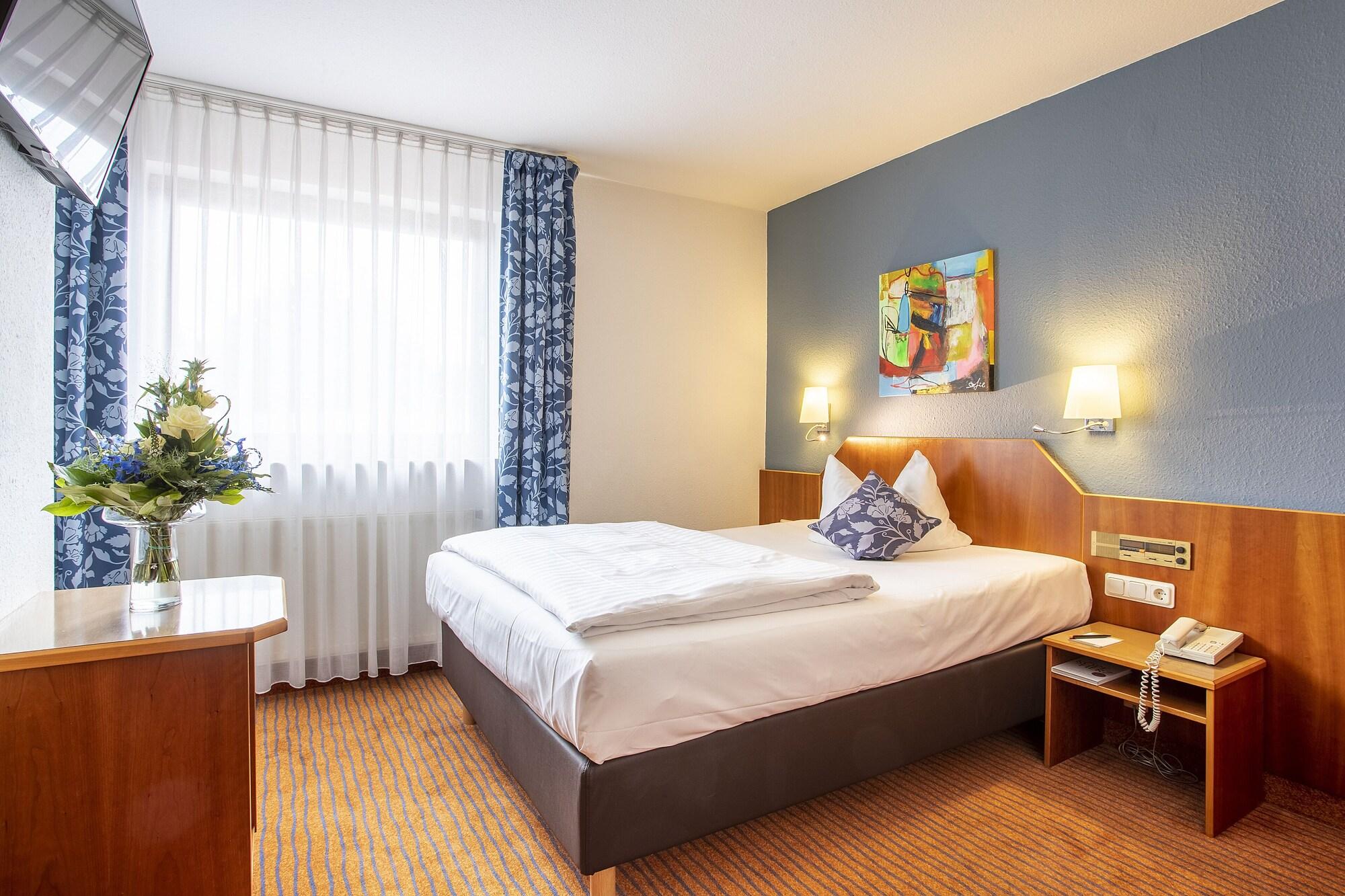 Kleefelder Hof Hotel Hannover Exterior photo