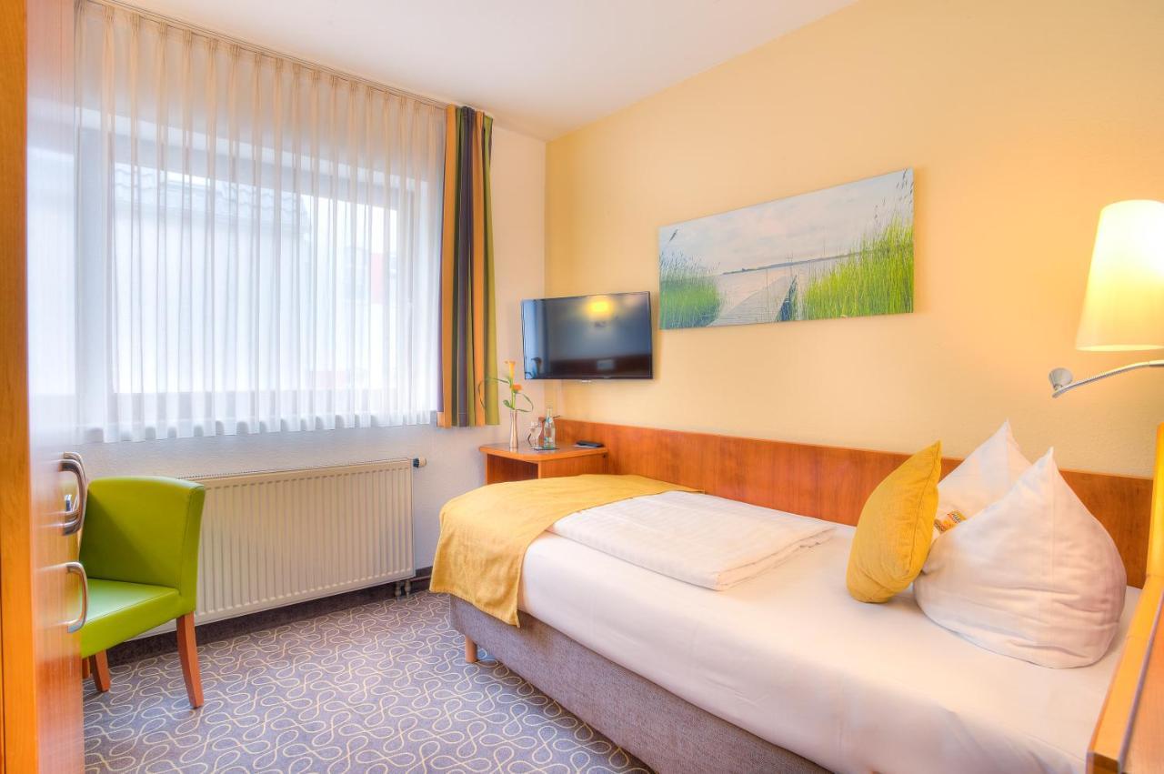 Kleefelder Hof Hotel Hannover Exterior photo